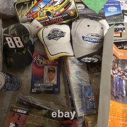 NASCAR Grand Lot de 140+ Photos de Sponsors Billets Cartes à Échanger Programmes Articles Signés