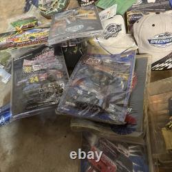 NASCAR Grand Lot de 140+ Photos de Sponsors Billets Cartes à Échanger Programmes Articles Signés