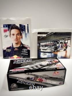 Nascar Scott Speed #82 Red Bull Camry 2009 1 de 1569 Autographié