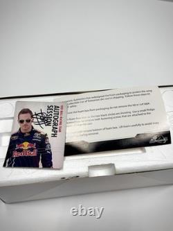 Nascar Scott Speed #82 Red Bull Camry 2009 1 de 1569 Autographié