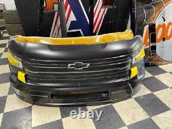 Nick Sanchez #2 2024 Nashville Gainbridge Nascar Race Used Nose #7066
<br/>

 
 
<br/>   Nick Sanchez #2 2024 Nashville Gainbridge Nascar Course Utilisé Nez #7066