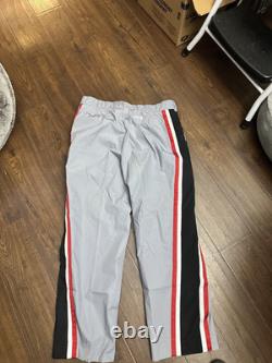 Pantalons de l'équipe de Dale Earnhardt, propriété de John Tallent, émis par l'équipe NASCAR