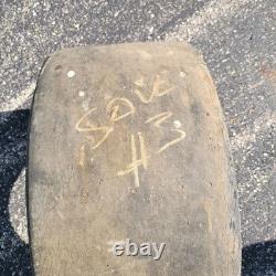 Pneu de course Goodyear usagé de Dale Earnhardt