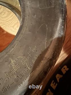 Pneus de course de Dale Earnhardt Sr. de Talladega Al. '93 Course de printemps Très rare