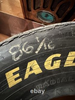 Pneus de course de Dale Earnhardt Sr. de Talladega Al. '93 Course de printemps Très rare