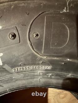 Pneus de course de Dale Earnhardt Sr. de Talladega Al. '93 Course de printemps Très rare