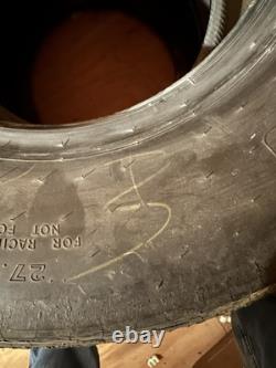 Pneus de course de Dale Earnhardt Sr. de Talladega, Alabama ? Course de printemps 1993