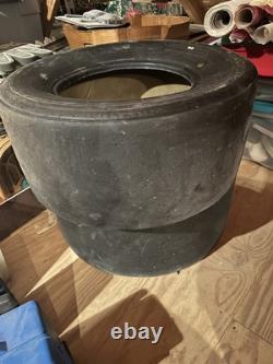 Pneus de course de Dale Earnhardt Sr. de Talladega, Alabama ? Course de printemps 1993