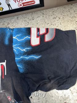 T-shirt NASCAR Vintage 90s Dale Earnhardt The Black Knight AOP Taille L RARE