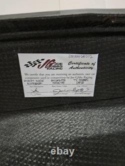 Ty Gibbs 2025 #54 Atlanta Saia Panneau de nez en tôle utilisé en course NASCAR JGR COA