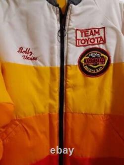 VESTE DE COURSE UTILISÉE PAR BOBBY UNSER DE SA COLLECTION PERSONNELLE WATKINS GLEN INDY 500