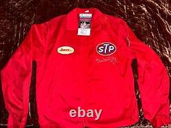 Veste de course STP signée par Richard Petty (COA de protection JSA témoin)