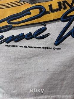 Vintage NASCAR 1993 Ernie Irvan Kodak Film Racing T-shirt à couture unique AOP