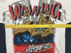 Vintage Nascar Cartoon Network Scooby Doo Wacky Racing T-shirt All Over Imprimer XL
