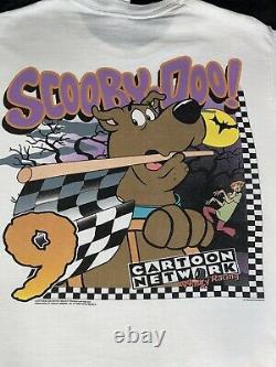 Vtg 90s Cartoon Network Scooby Doo Wacky Racing T-shirt Hommes Taille L Nascar