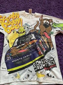 Vtg Années 90 Nascar Cartoon Network Scooby Doo Racing T Shirt All Over Print Nm