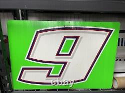 'William Byron KBM Nascar Race Utilisé Pit Sign Pit Board Pas de tôle'